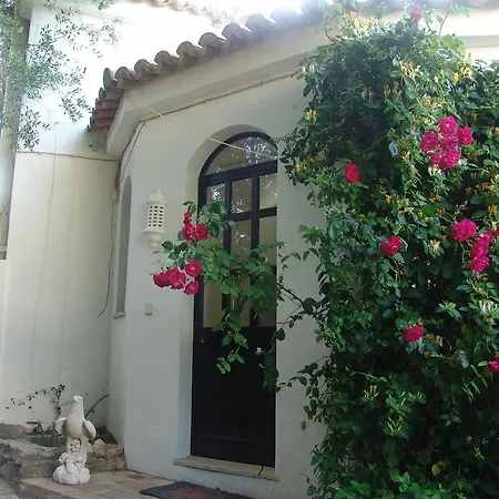 Вилла Quinta Das Flores *